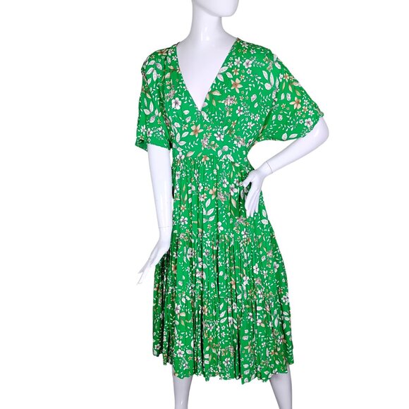 Zara Tiered Floral Green Dress Size Medium V Neck Short Sleeve Pullover - Picture 2 of 11